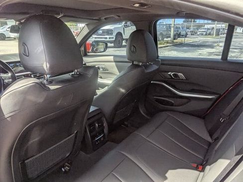 Used 2020 BMW 330i Sedan w/ Convenience Package RWD image 11