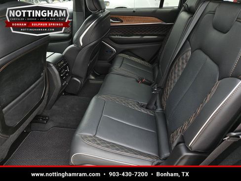 Used 2025 Jeep Grand Cherokee L Summit AWD/4WD image 32