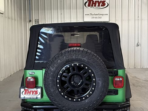 Used 2004 Jeep Wrangler 4WD w/ 30" Tire & Wheel Group image 4