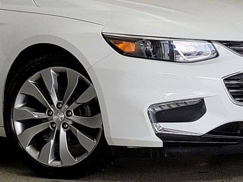 Certified 2017 Chevrolet Malibu Premier w/ Premier Sun and Wheel Package image 3