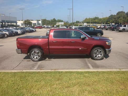 Used 2021 RAM 1500 Limited AWD/4WD image 2
