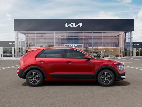 New 2026 Kia Niro LX FWD image 7