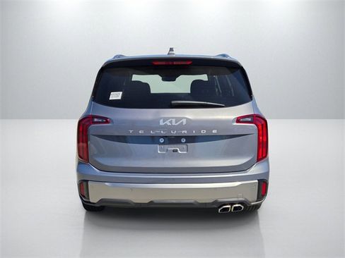 New 2025 Kia Telluride S image 5
