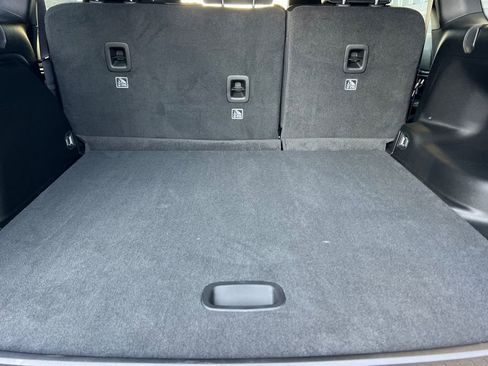 New 2025 Jeep Grand Cherokee 4WD image 15