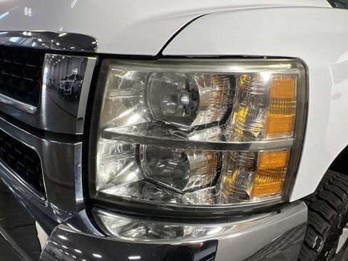 Used 2007 Chevrolet Silverado 2500 LT w/ EZ-Lift Tailgate Package AWD/4WD image 26