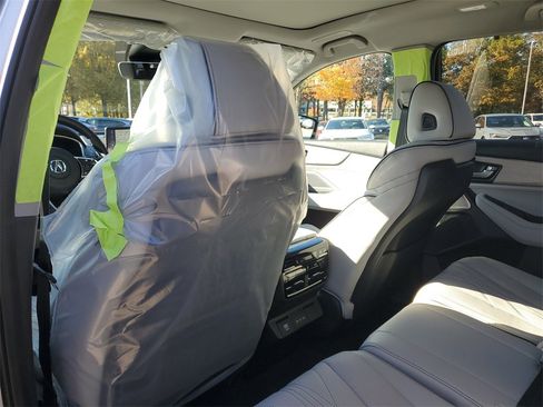 New 2026 Acura MDX w/ Advance Package image 13