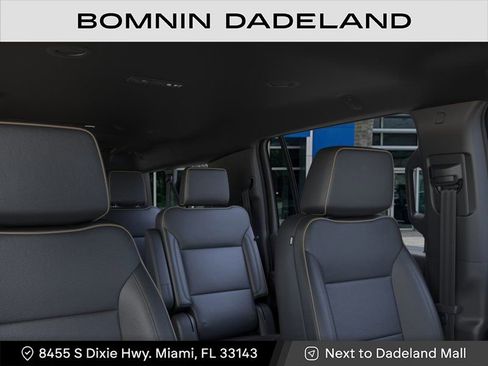 New 2026 Chevrolet Suburban Premier RWD image 24