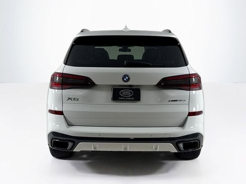 Used 2023 BMW X5 xDrive45e w/ M Sport Package image 4
