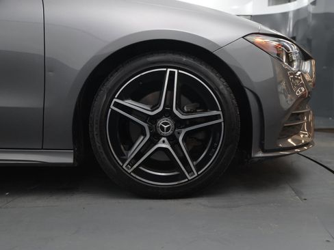 Used 2022 Mercedes-Benz CLA 250 4MATIC image 18