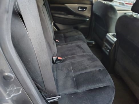 Used 2017 Nissan Murano S image 19