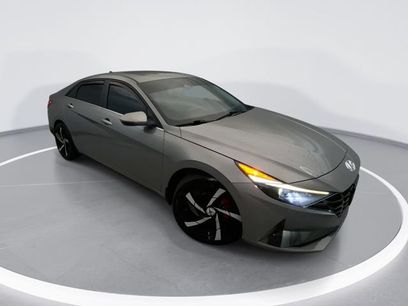 Used 2023 Hyundai Elantra Limited w/ Winter Weather Package