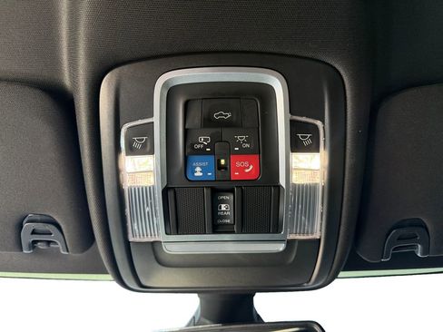 Used 2019 RAM 2500 Laramie image 15