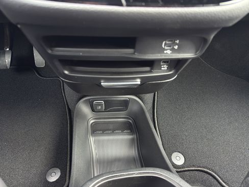 New 2026 Chrysler Pacifica Select image 20