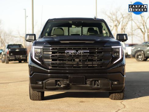 Used 2023 GMC Sierra 1500 Elevation w/ Elevation Premium Package image 2