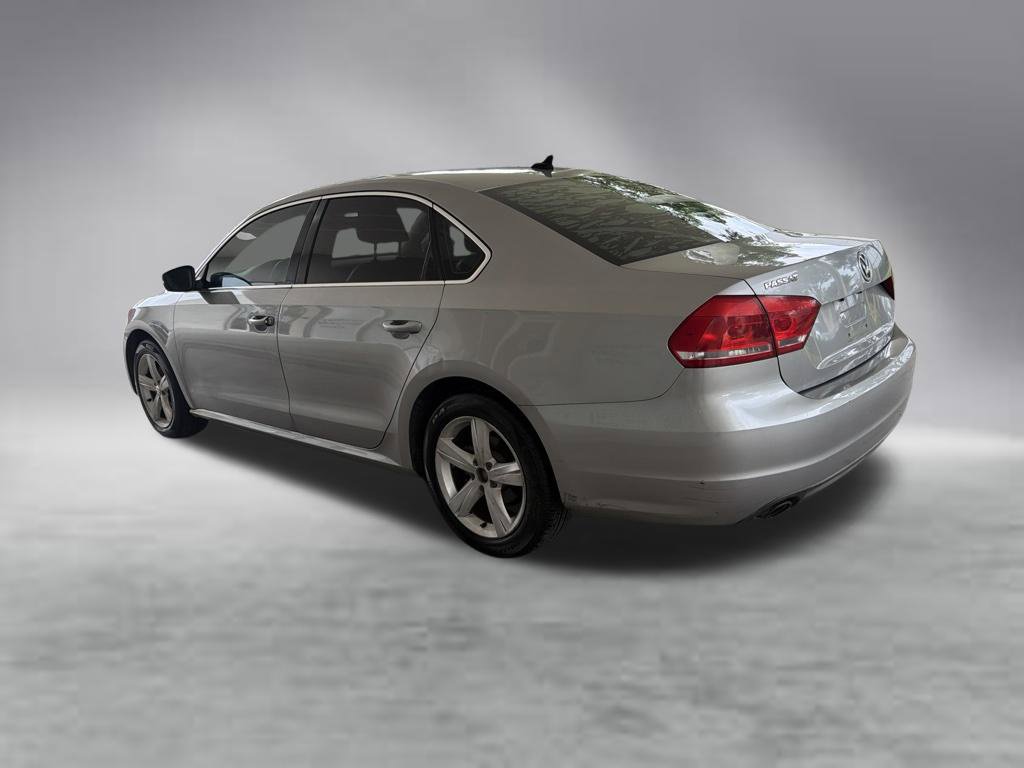Used 2012 Volkswagen Passat 2.5 SE FWD image 4