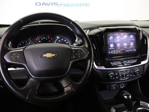 Used 2020 Chevrolet Traverse LT w/ LT Premium Package FWD image 21