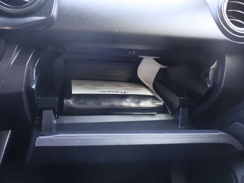 Used 2020 Toyota Tacoma SR image 36