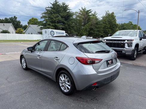 Used 2016 MAZDA MAZDA3 i Grand Touring FWD image 5
