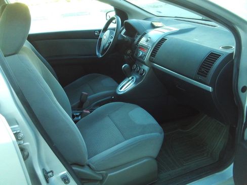 Used 2010 Nissan Sentra 2.0 S image 19