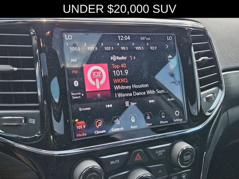 Used 2020 Jeep Grand Cherokee Altitude AWD/4WD image 30