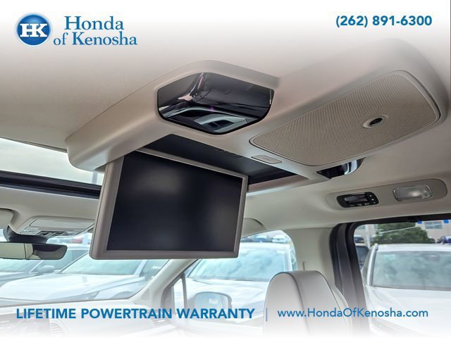 New 2027 Honda Odyssey Touring image 13