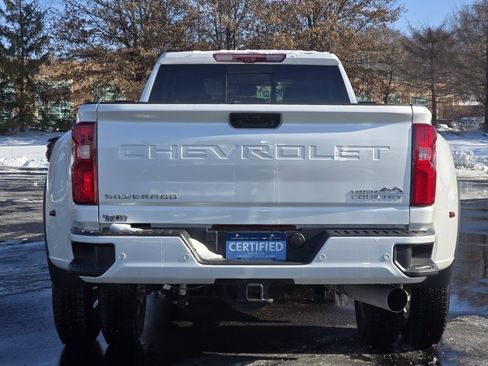 Certified 2024 Chevrolet Silverado 3500 High Country w/ High Country Premium Package image 14