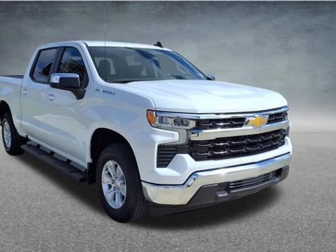 Used 2025 Chevrolet Silverado 1500 LT RWD image 4
