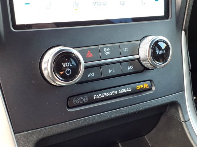 Used 2024 Ford Edge ST-Line AWD/4WD image 21