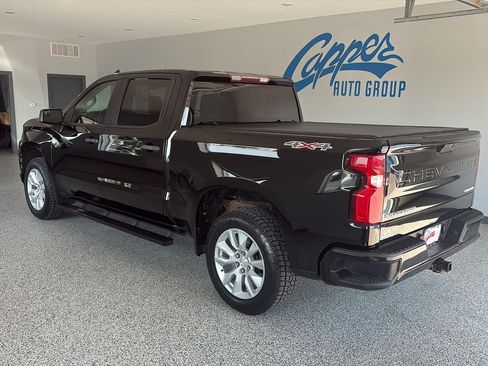 Used 2020 Chevrolet Silverado 1500 Custom w/ Custom 2.7L Value Package AWD/4WD image 2