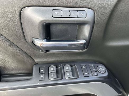 Used 2019 Chevrolet Silverado 2500 LTZ w/ Duramax Plus Package AWD/4WD image 18
