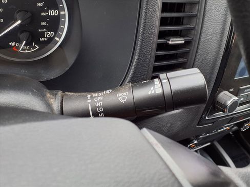 Used 2022 Nissan Frontier S w/ Technology Package image 13