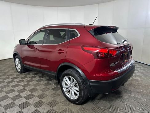 Used 2019 Nissan Rogue Sport SV w/ Technology Package FWD image 5