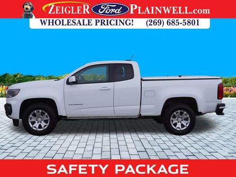 Used 2022 Chevrolet Colorado LT w/ Fleet Safety Package image 2