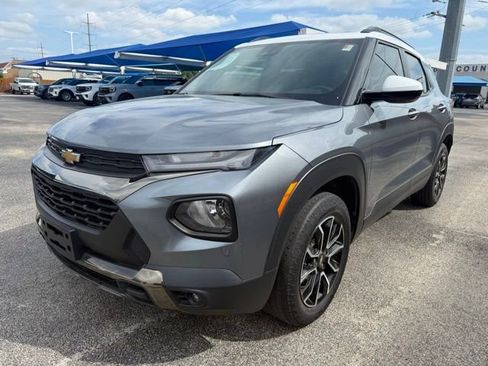 Used 2021 Chevrolet TrailBlazer ACTIV w/ Sun and Liftgate Package AWD/4WD image 1