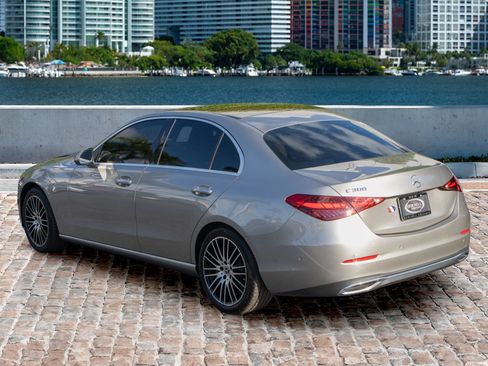 Used 2022 Mercedes-Benz C 300 Sedan w/ Exclusive Trim Package image 7
