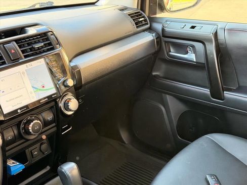 Used 2021 Toyota 4Runner Venture w/ Moonroof Package AWD/4WD image 14