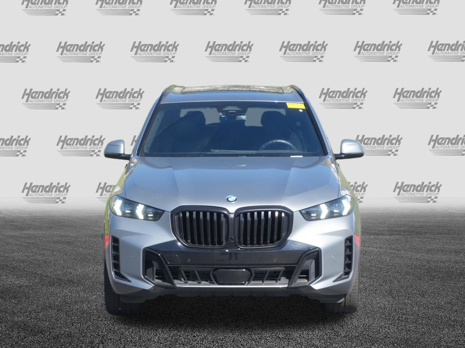 Certified 2024 BMW X5 sDrive40i w/ M Sport Package RWD image 3