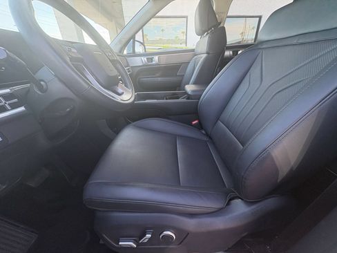 Used 2025 Hyundai Santa Fe SEL AWD/4WD image 29