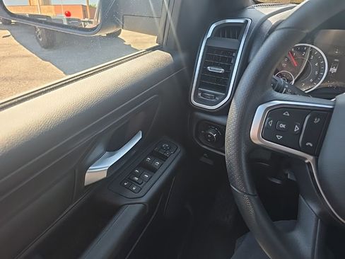 New 2026 RAM 1500 Express AWD/4WD image 15