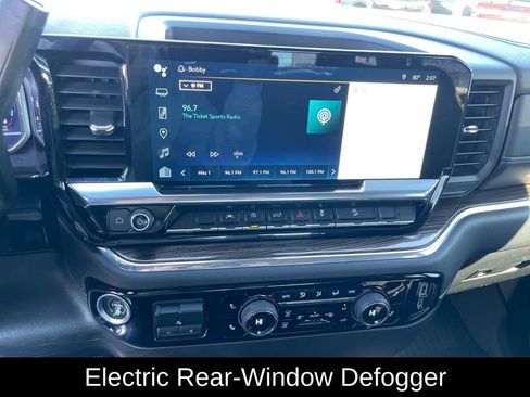 Used 2024 Chevrolet Silverado 1500 RST image 20