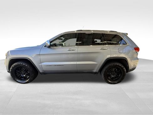 Used 2019 Jeep Grand Cherokee Limited w/ Luxury Group II AWD/4WD image 9
