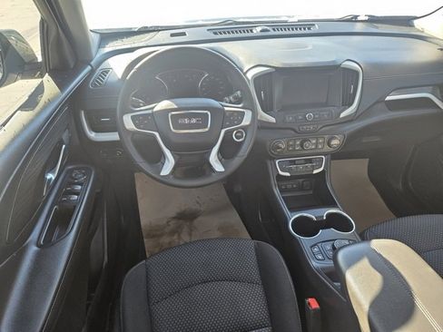 Certified 2023 GMC Terrain SLE w/ Driver Convenience Package image 15