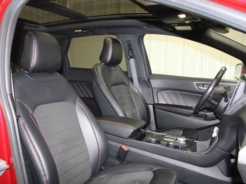 Used 2022 Ford Edge ST-Line image 22