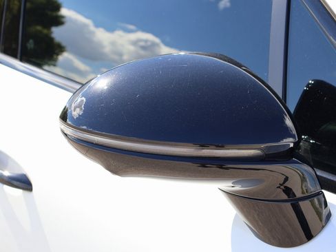 Used 2022 Porsche Cayenne GTS image 17