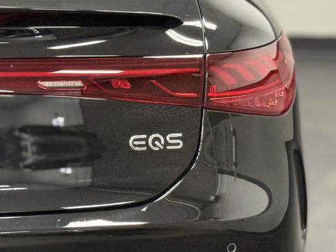 Certified 2023 Mercedes-Benz EQS AMG 4MATIC image 13