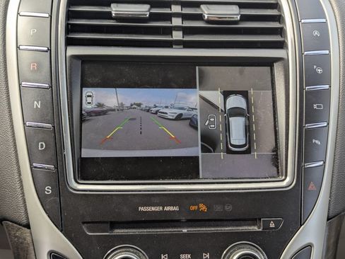 Used 2019 Lincoln Nautilus Reserve FWD image 30