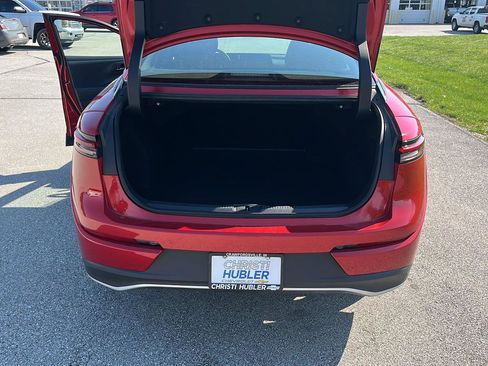 Used 2024 Toyota Crown XLE image 24