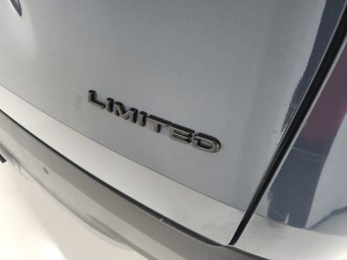 Used 2024 Toyota Grand Highlander Limited image 13