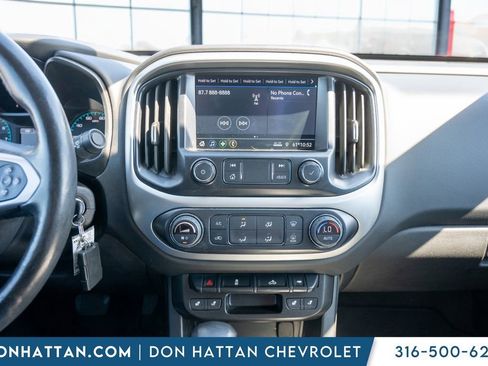 Used 2022 Chevrolet Colorado LT w/ Luxury Package AWD/4WD image 8