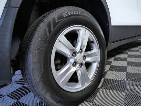 Used 2017 Chevrolet Trax LS AWD/4WD image 9